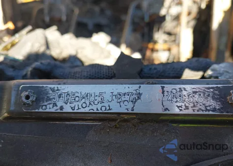 2022 Toyota 4Runner Sr5 z USA, uszkodzony, nr VIN JTEMU5JR7N6049387